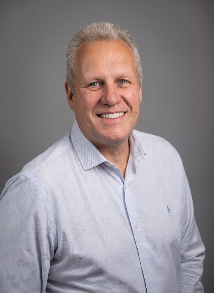 Mr Dougie Russell - Consultant Orthopaedic Hand & Wrist Surgeon