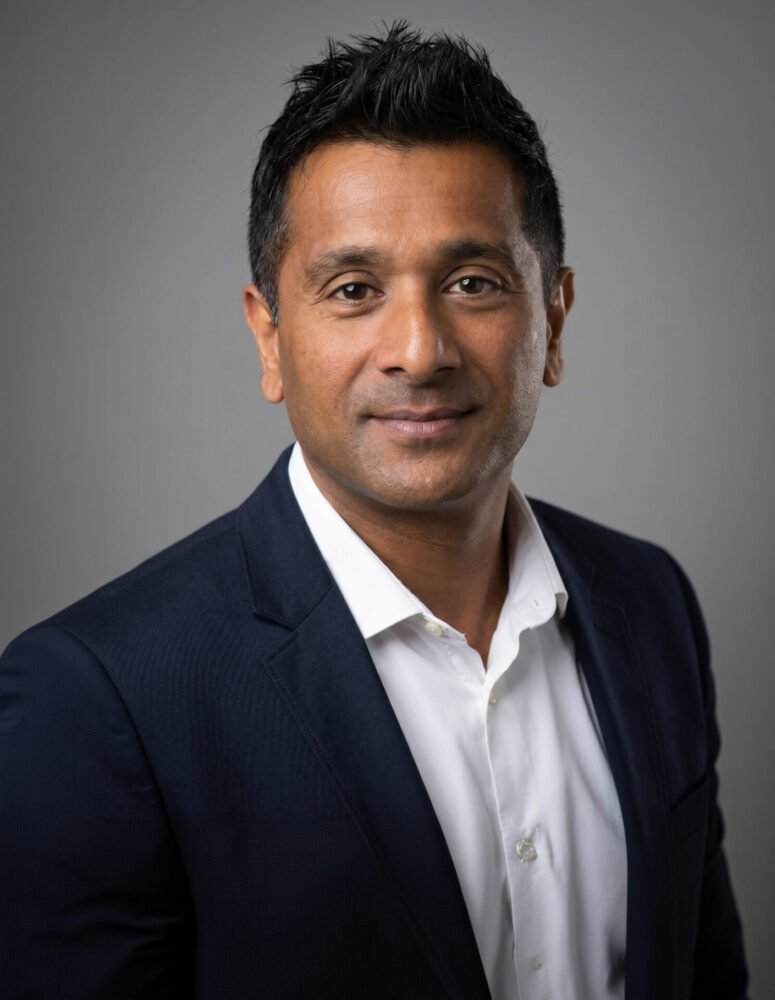 Mr Navin Verghese - Consultant Spinal Surgeon