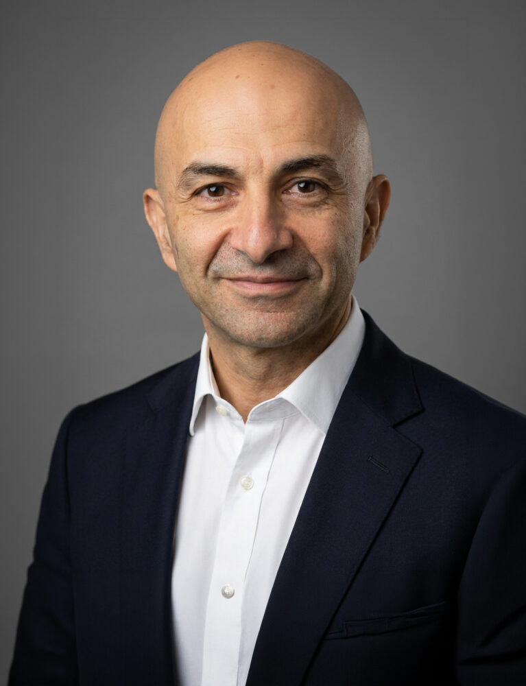 Prof Mohammed Muhtaseb - Consultant Corneal, Cataract and Refractive Surgeon