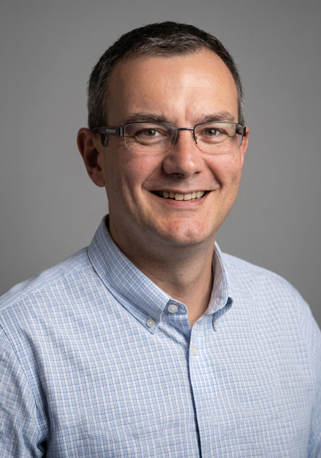 Dr Alun Evans - Consultant Dermatologist