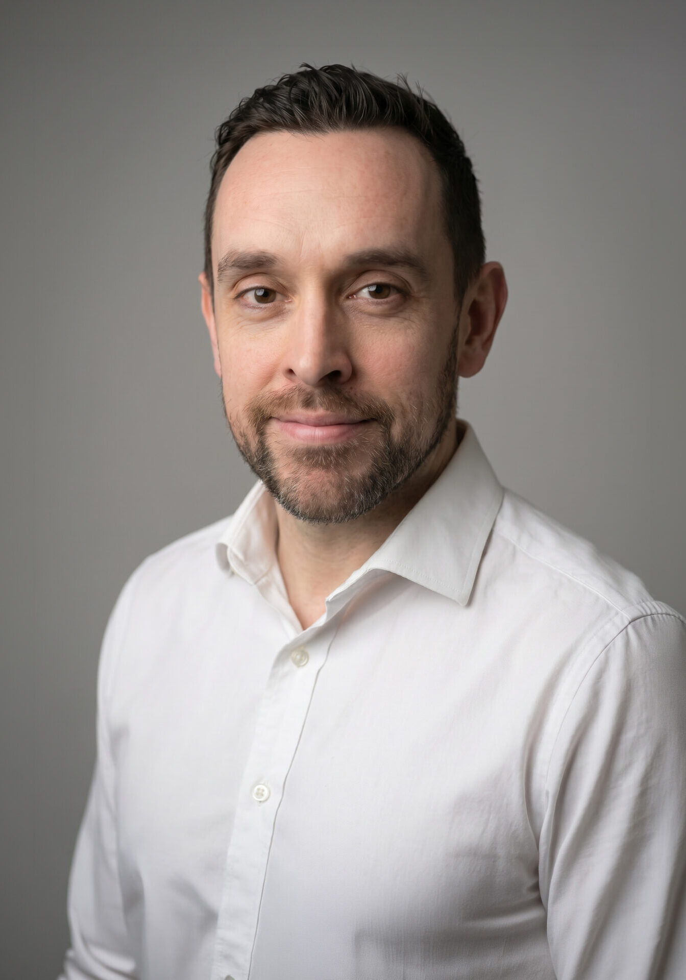 Dr Dewi Thomas - Consultant Cardiologist