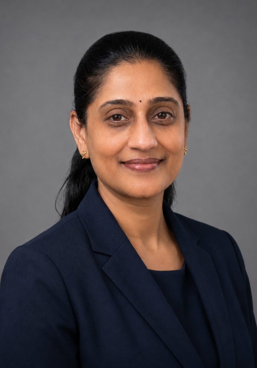 Dr Gayathri Sreekanth - Consultant Opthamologist headshot
