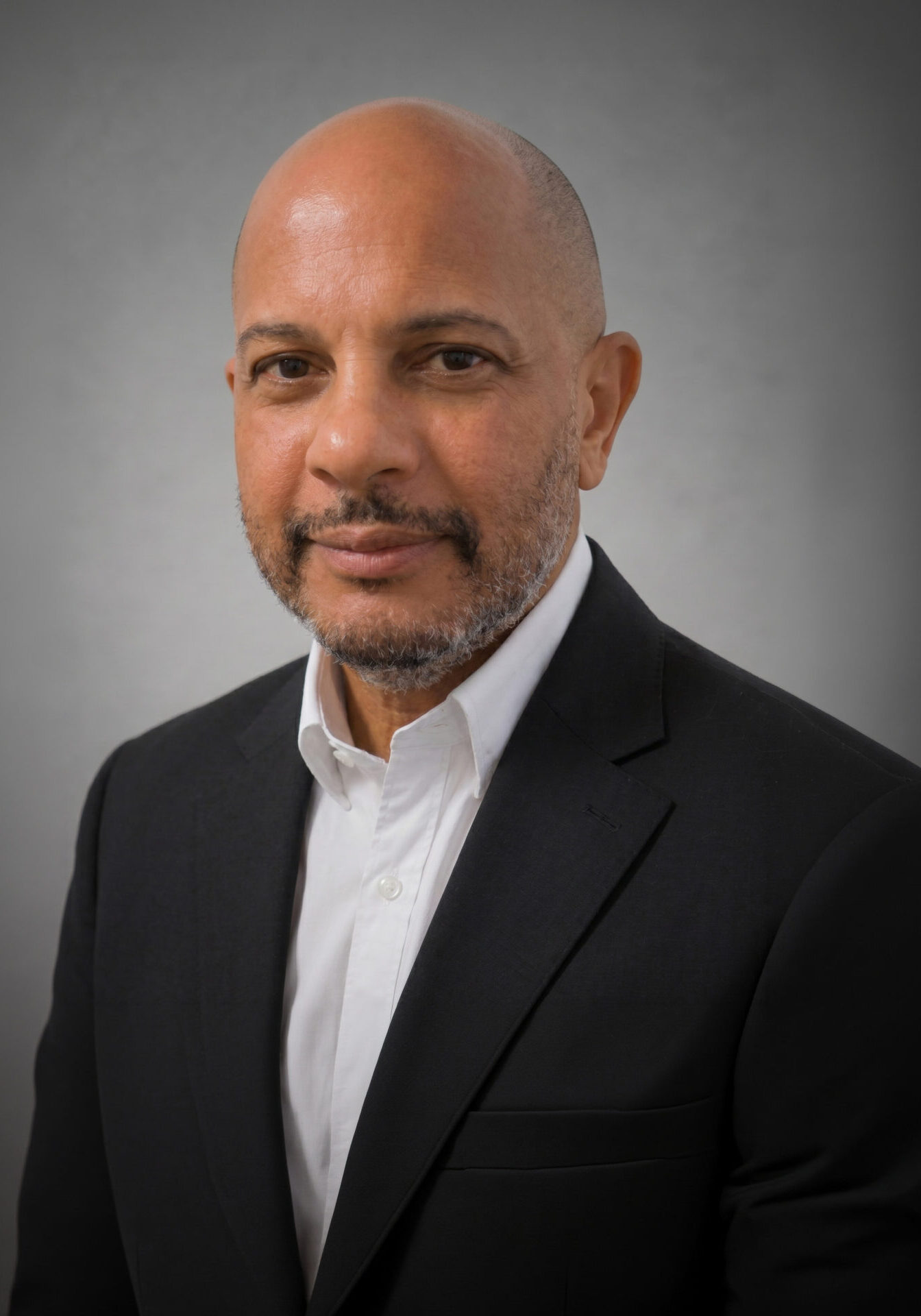 Dr Nigel Hinds - Consultant Neurologist and Clinical Neurophysiologist