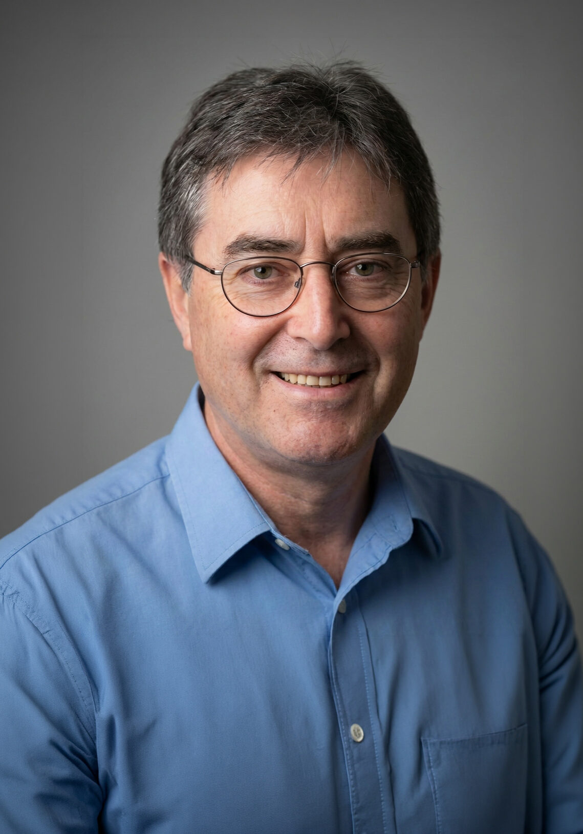 Mr Garry Shuttleworth - Consultant Ophthalmologist