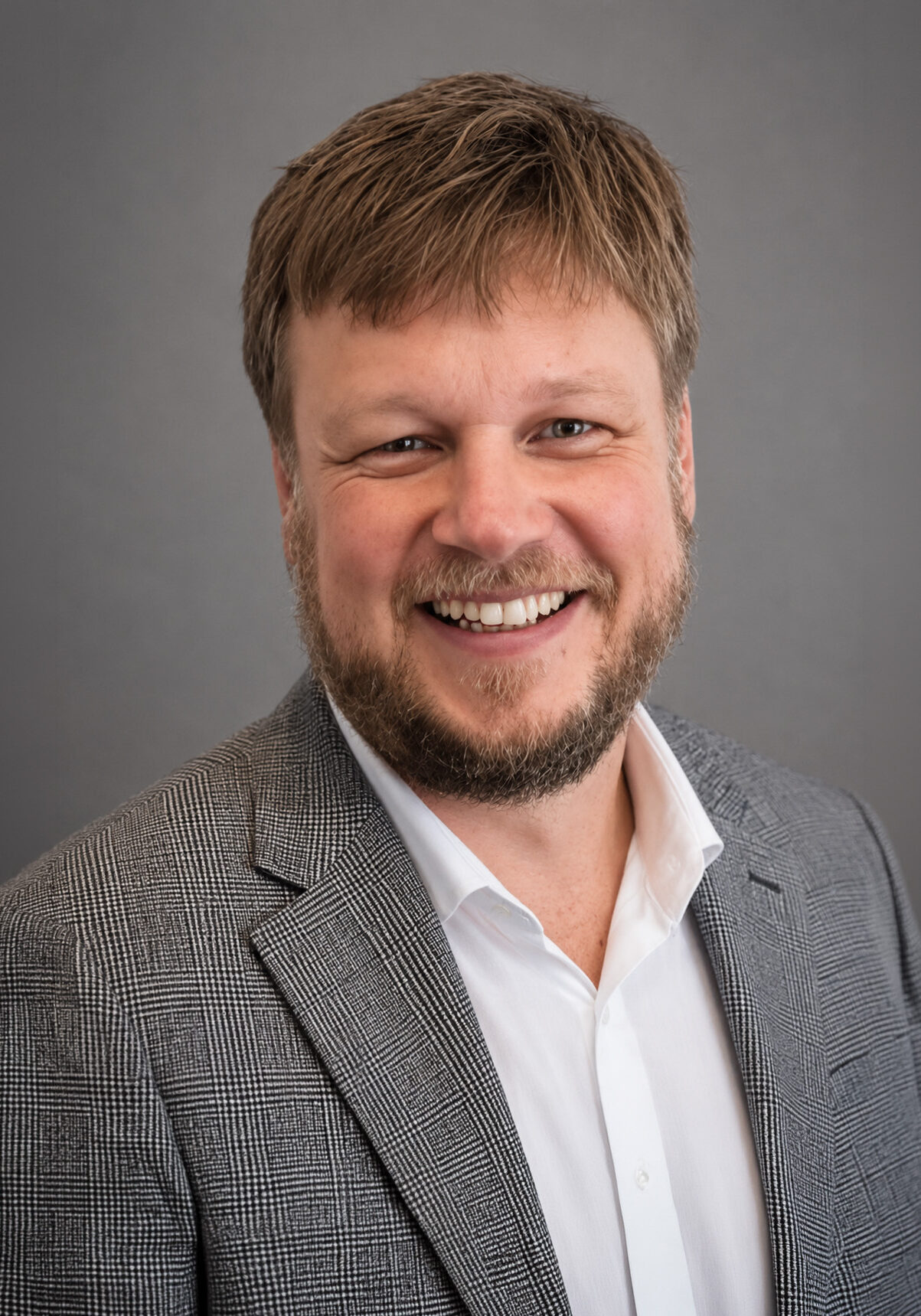 Mr Laysan Pope - Consultant ENT and Head and Neck Surgeon