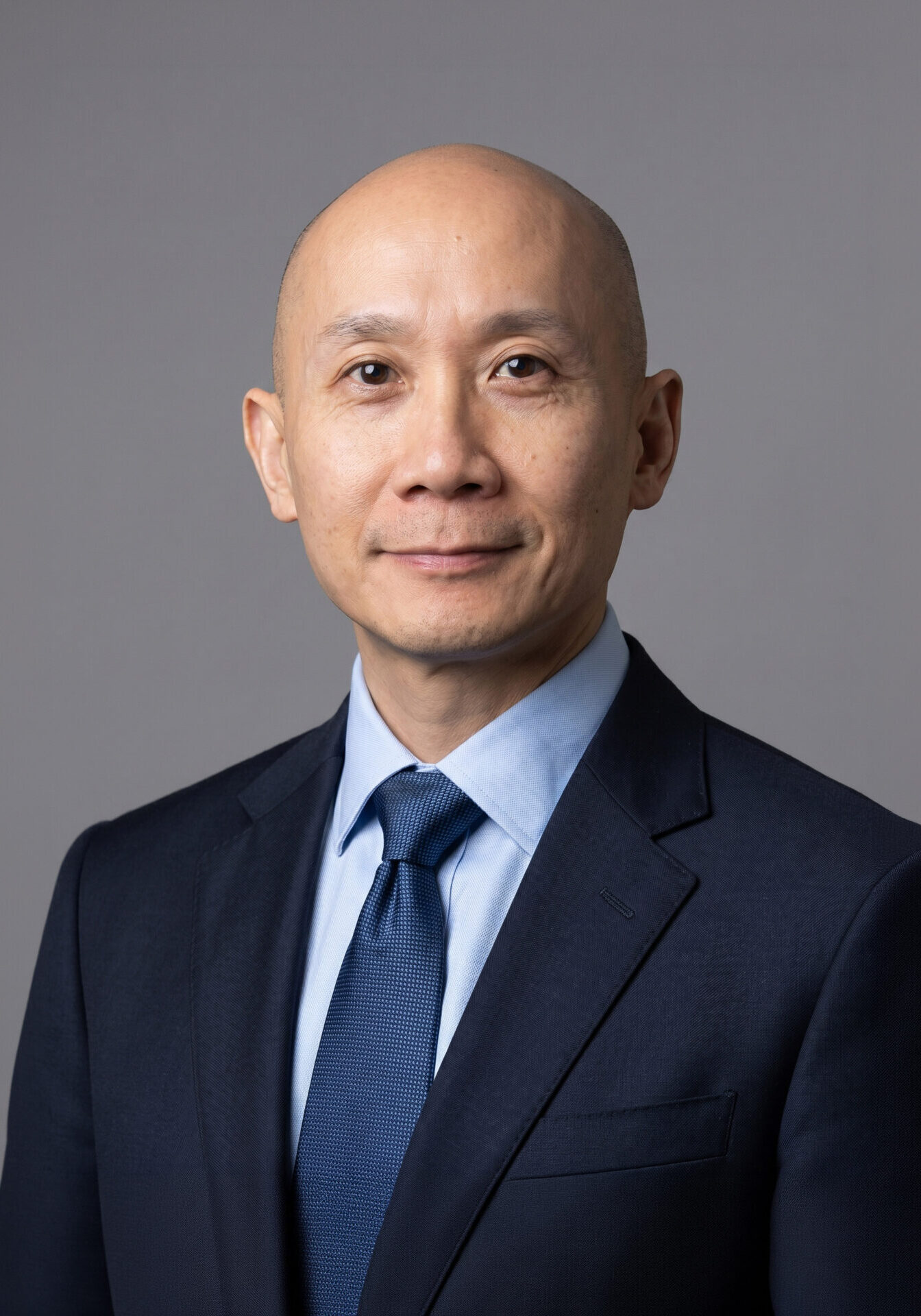 Mr Leong Hiew - Consultant Plastic Surgeon